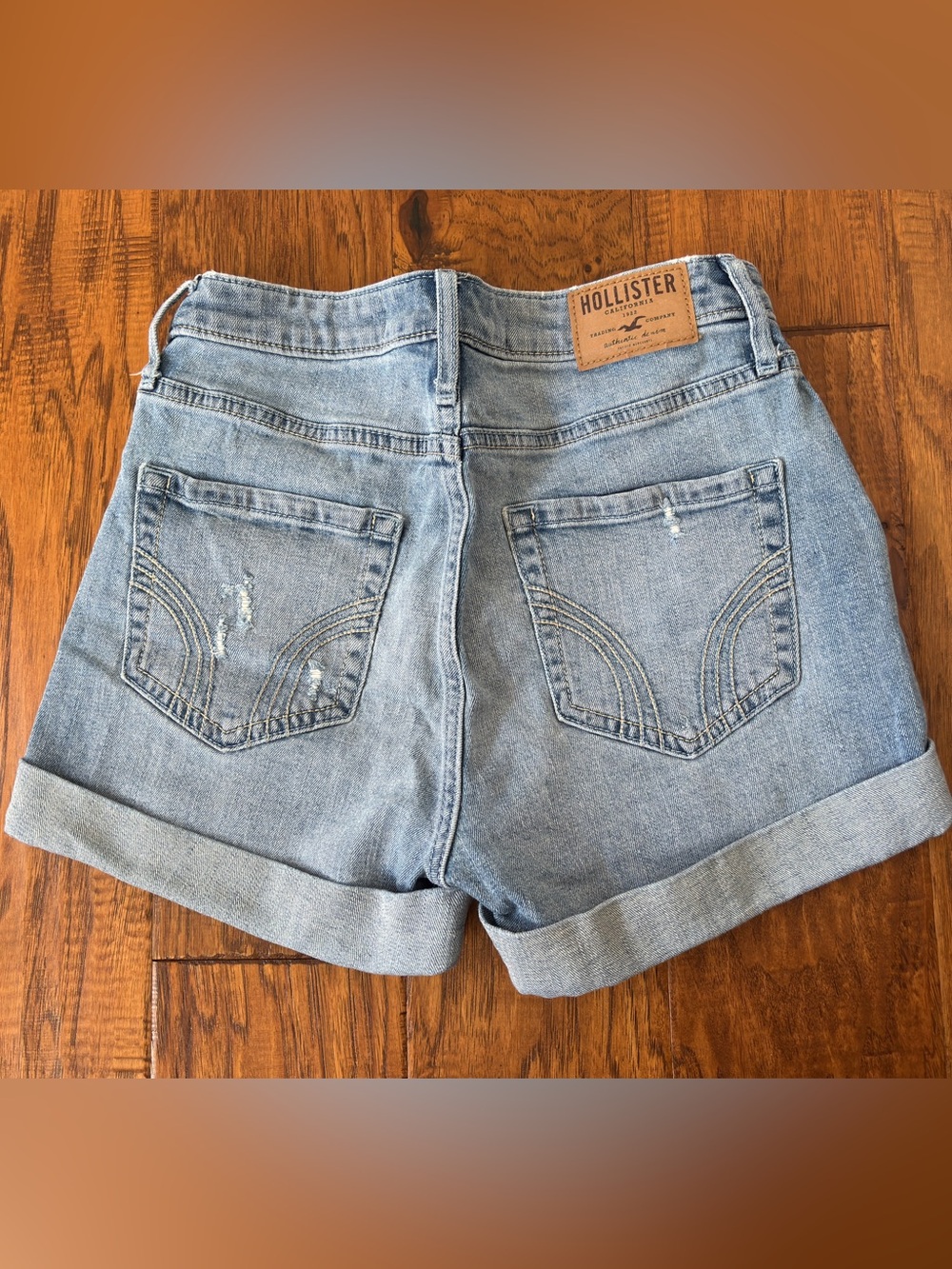 Denim Shorts Rolled-hem